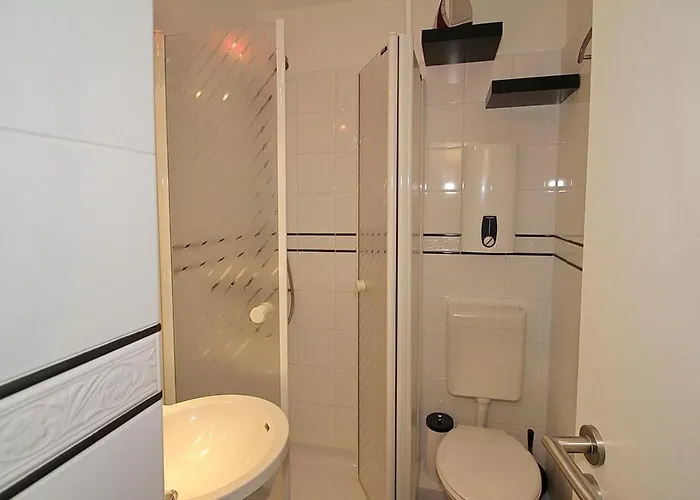 Bergstrasse 62 Strandzwerg 10 *